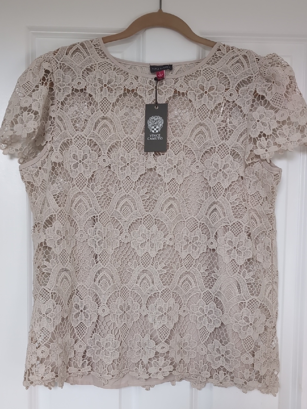 Vince Camuto Beige Floral Lace Short Sleeve Blouse